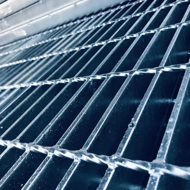 下水道5mm厚格柵板|停車(chē)場(chǎng)6mm厚格柵板|橋梁7mm厚格柵板 下水道5mm厚格柵板|停車(chē)場(chǎng)6mm厚格柵板|橋梁7mm厚格柵板